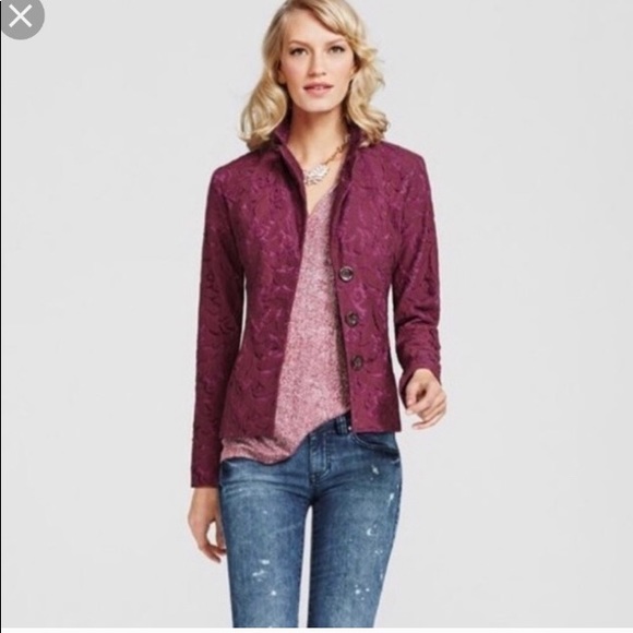 NWT CAbi Plumberry Blazer size 6 - Picture 3 of 8